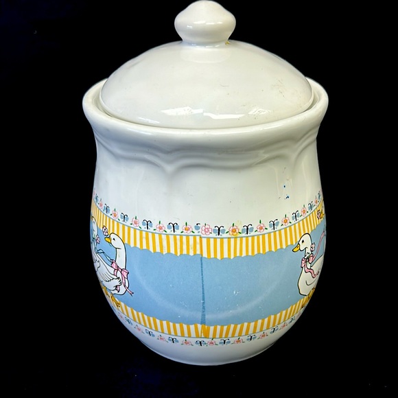 Vintage “Ribbon Geese” the collection ceramic lidded canister by B & D - Picture 4 of 11